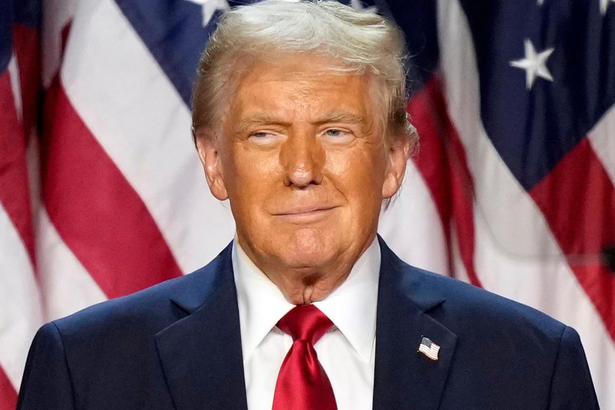 Trump, uzay politikası onayından 2 gün önce SpaceX'ten 1-5 milyon dolarlık senet aldı