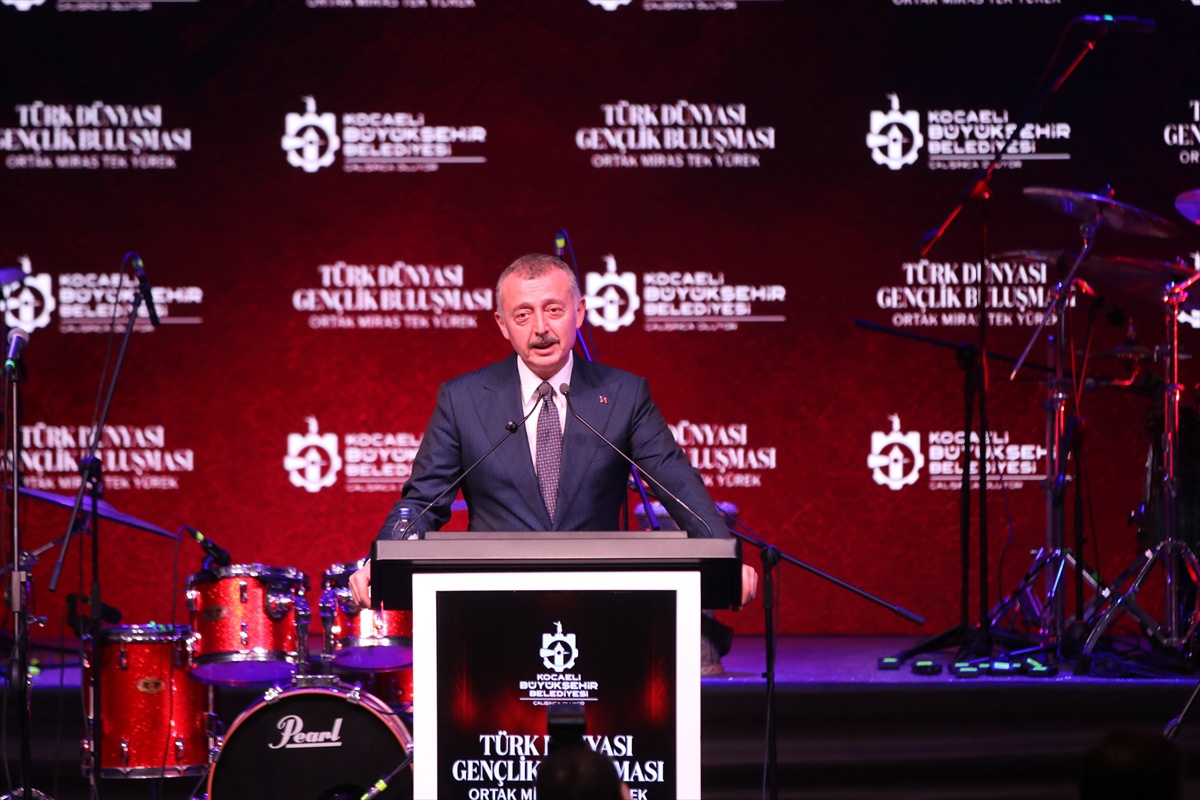 Türk Dünyası Gençlik Buluşması, Kocaeli'de başladı