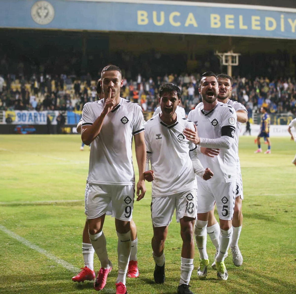 Altay, yarın deplasmanda Uşakspor'a konuk olup dış sahada 2'de 2 hedefliyor