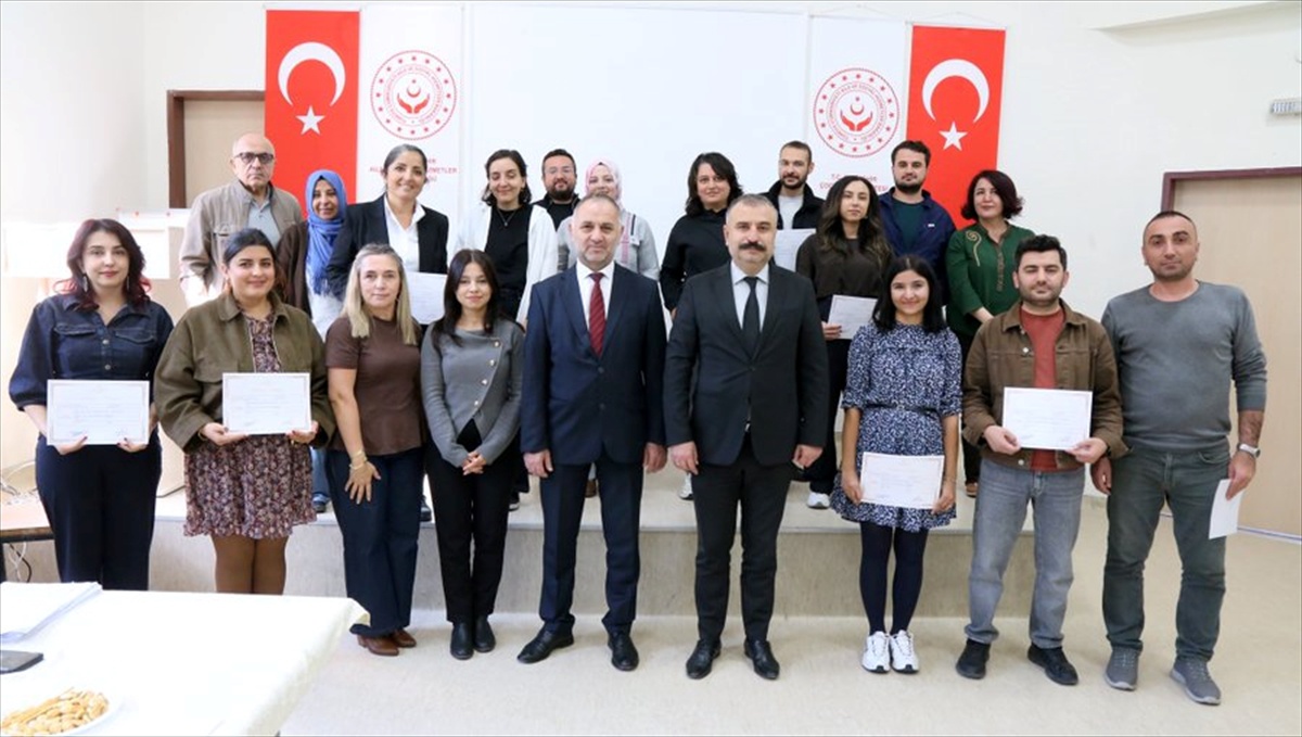 Eskişehir Aile ve Sosyal Hizmetler personeline danışmanlık tedbiri eğitimi tamamlandı