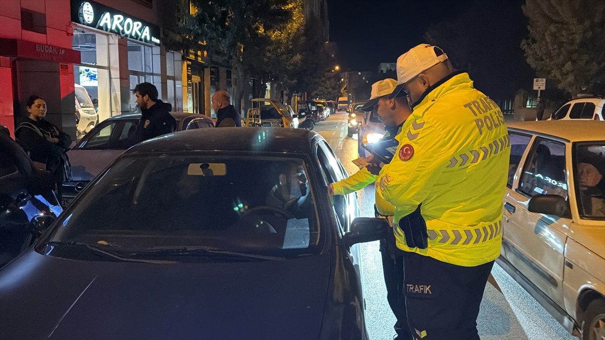 Eskişehir Tepebaşı'nda denetimde 6 araca 57 bin 753 lira ceza kesildi