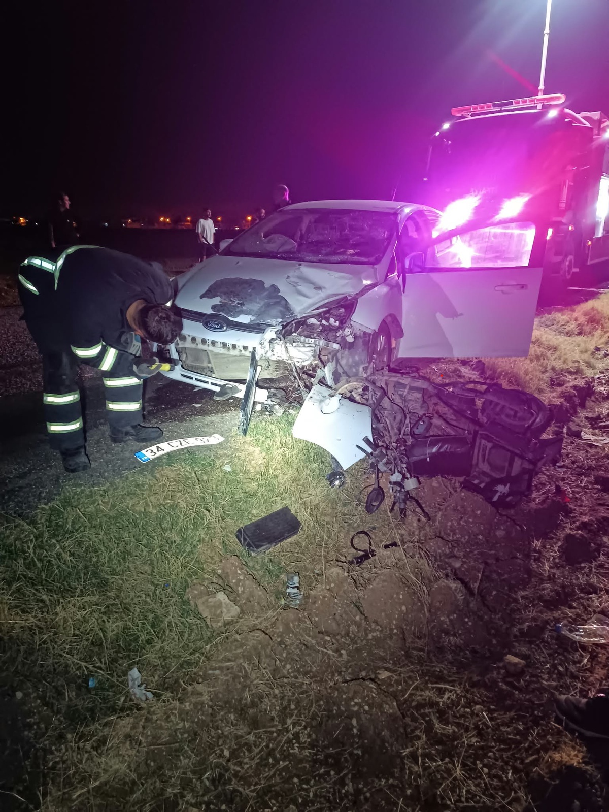 Kızıltepe'de otomobilin çarptığı motosiklette Azat Damar öldü, sürücü kaçtı iddiası