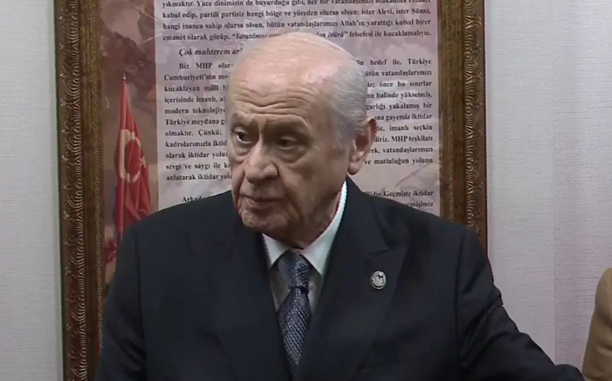 MHP Genel Başkanı Bahçeli, iki bakan hakkındaki fon iddialarında sabır istedi