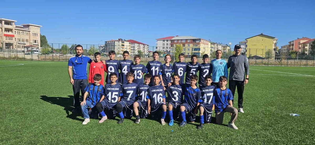 Muş Süper Amatör Küme'de ilk maçta Bulanık Gençlerbirliği, Bilican'ı 7-0 mağlup etti