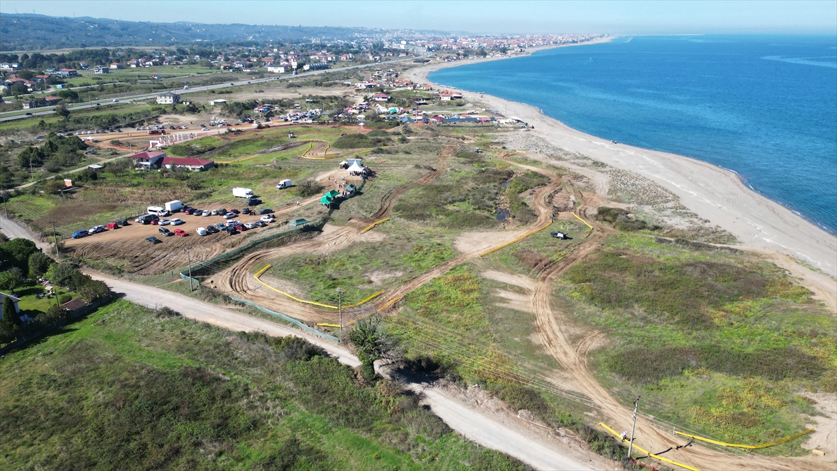 PETLAS 2026 Türkiye Offroad Şampiyonası'nda Karasu etabında 25 araç mücadele etti