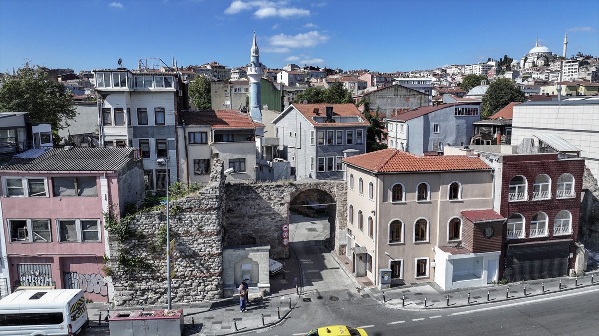 Roma'dan bugüne Cibalikapı, 1800 yıldır İstanbul'da aktif kapı olarak kullanılıyor