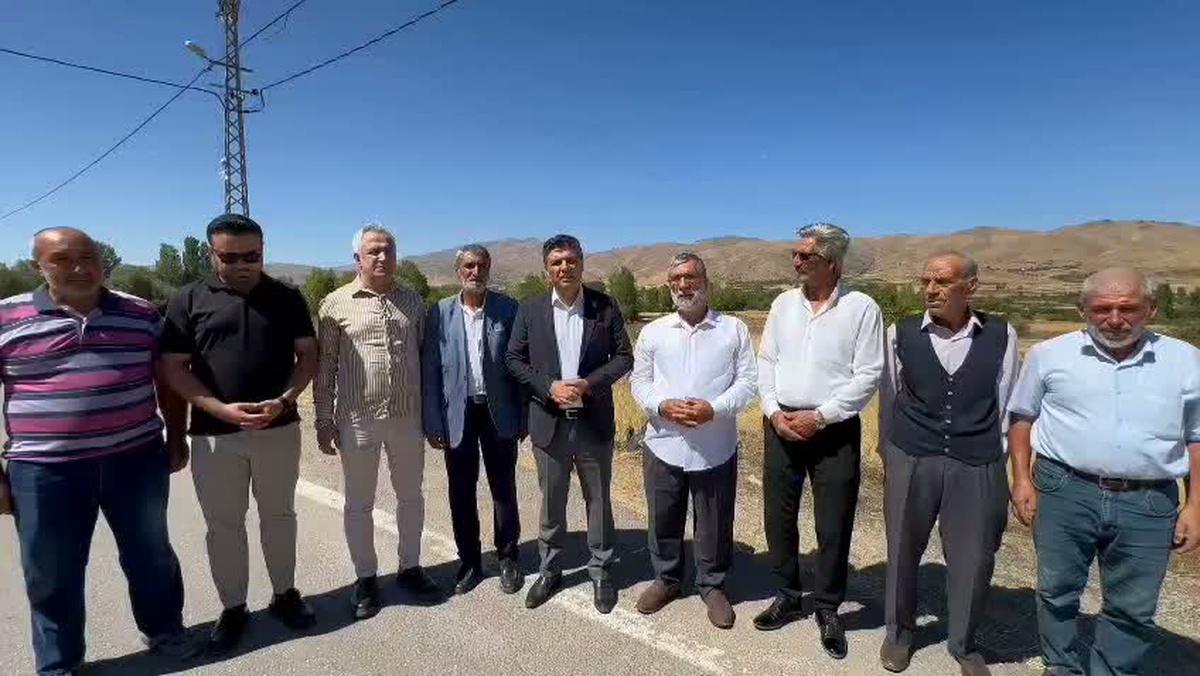 YRP'li Karakuş, Maden'deki TOKİ konutlarında elektrik ve su olmadığını öne sürdü.