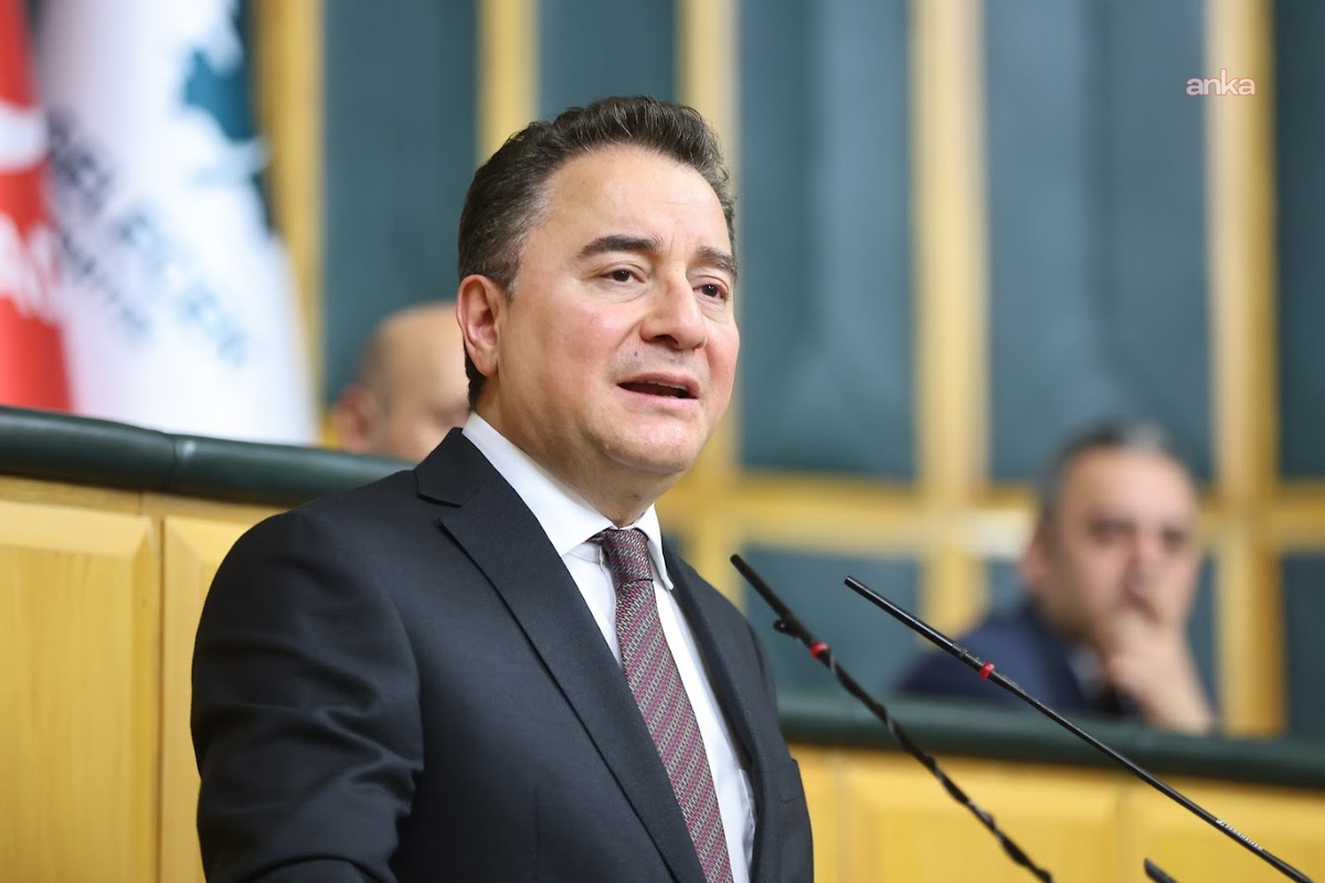 Ali Babacan, Manisa Akhisar'daki TIR ile otobüs kazası için başsağlığı diledi
