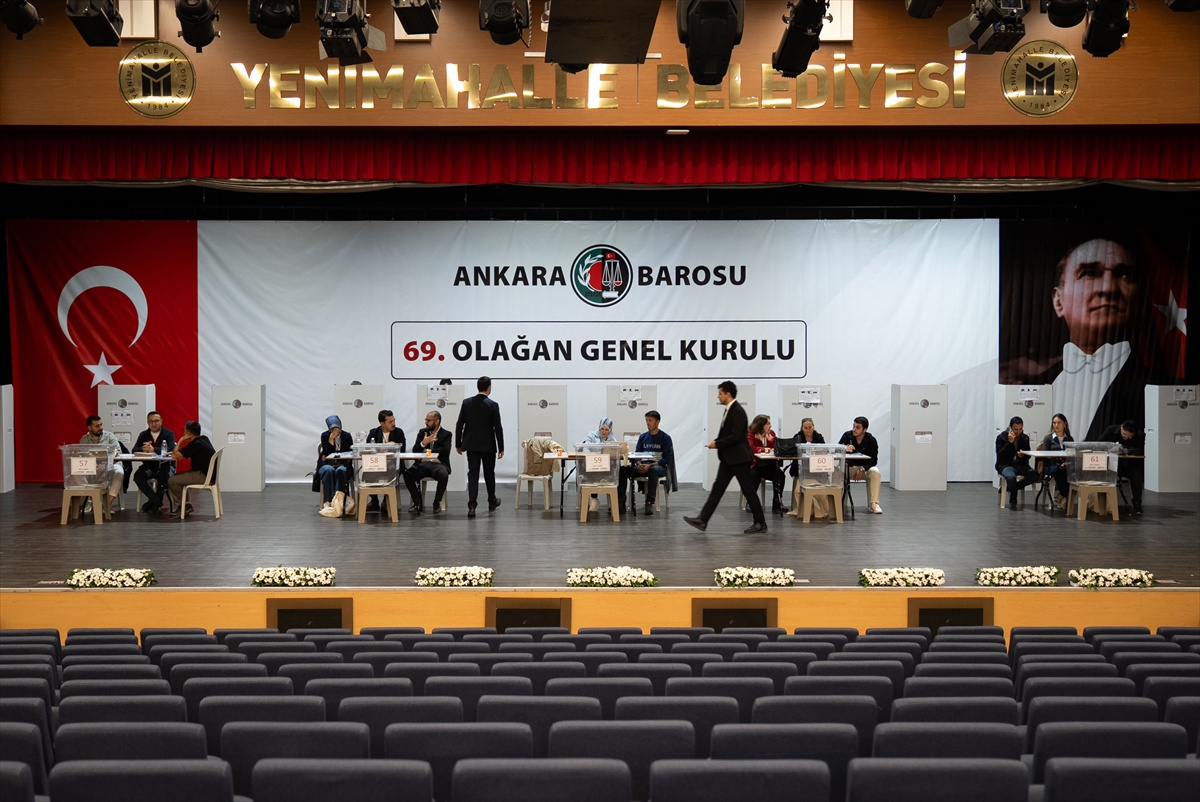 Ankara Barosu 69. Olağan Genel Kurulu'nda oy verme işlemi başladı