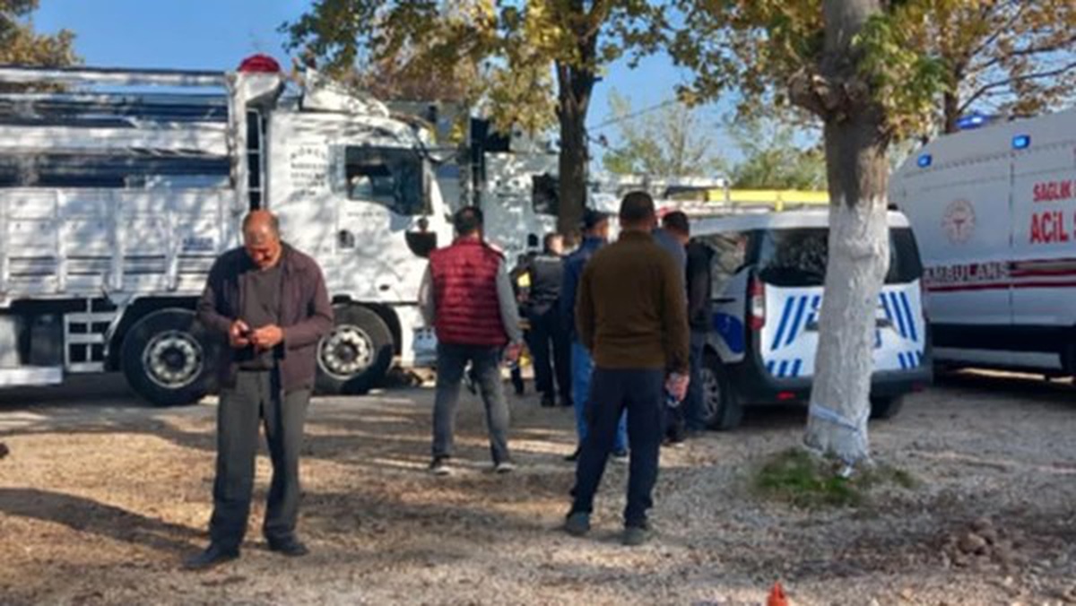 Bursa Yenişehir Biber Hali'nde 41 yaşındaki kamyon sürücüsü aracında ölü bulundu