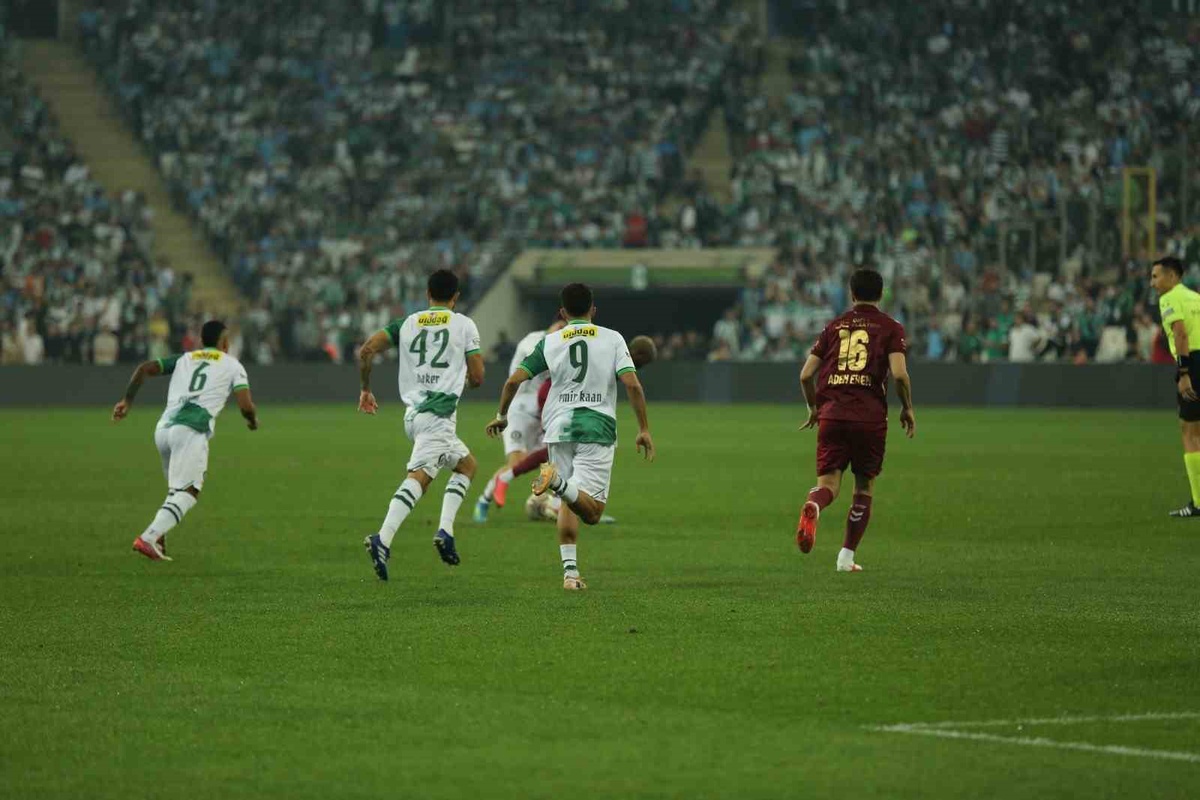 Bursaspor, Trendyol 1. Lig'in 9. haftasında Mardin 1969 Spor'a 2-1 yenildi