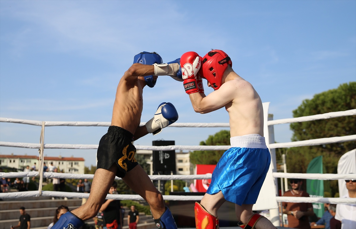 Denizli'de Yeşilay işbirliğiyle uyuşturucuya karşı kick boks galası düzenlendi