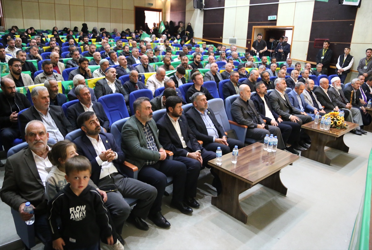 HÜDA PAR Bitlis 5. Olağan İl Kongresi'nde Cengiz Karakaya yeniden il başkanı seçildi