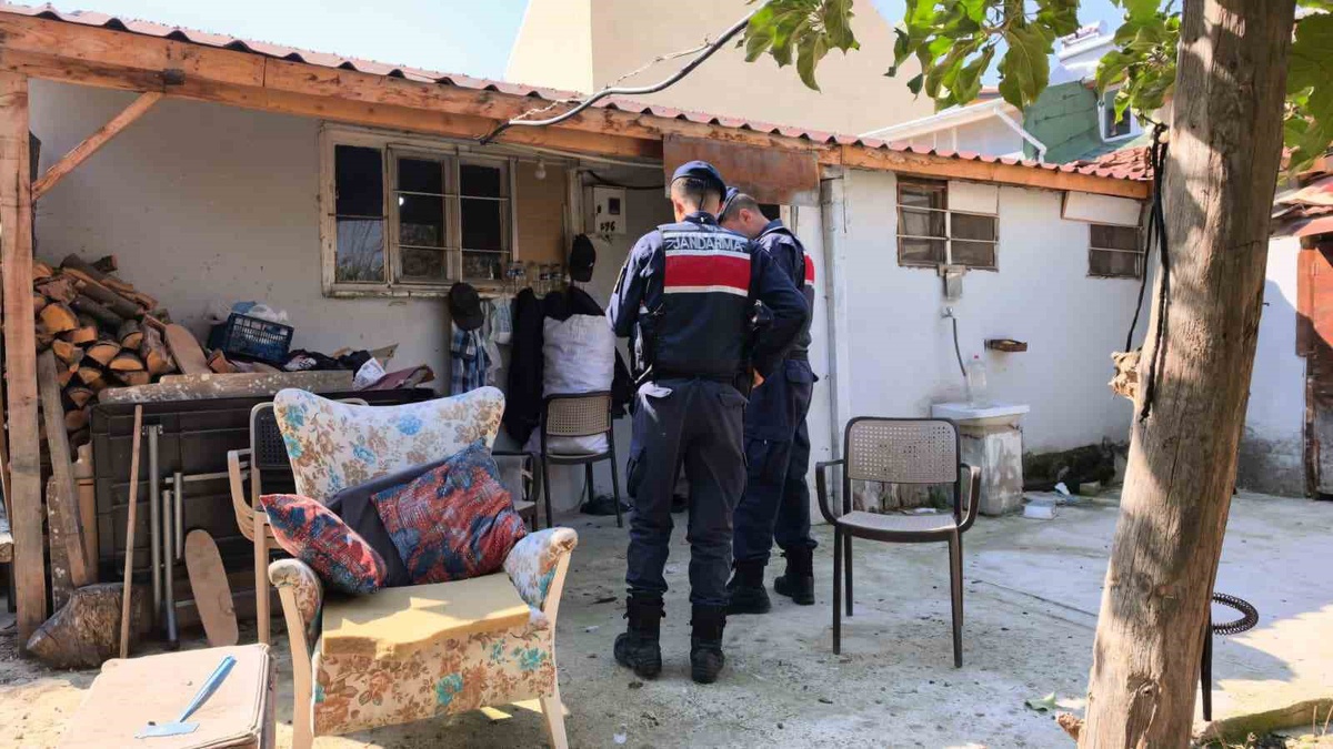 İnegöl'de 78 yaşındaki adam evinde hareketsiz bulundu, saatler önce öldüğü belirlendi