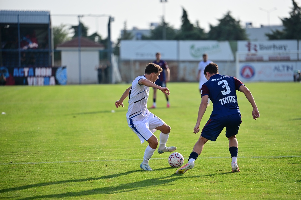 Karacabey Belediyespor, sahasında 1461 Trabzon FK ile 2-2 berabere kaldı