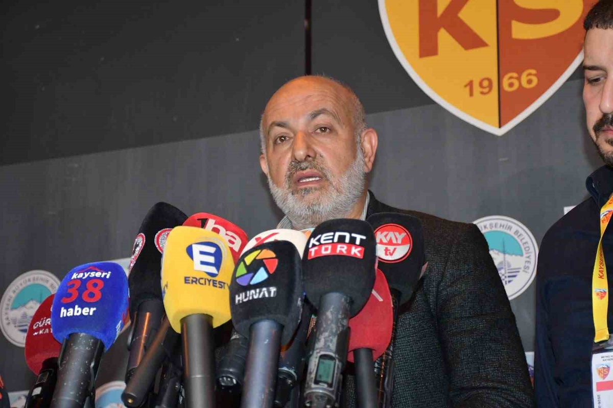 Kayserispor Başkanı Çamlı, Manisa FK maçındaki olayları tasvip etmedi
