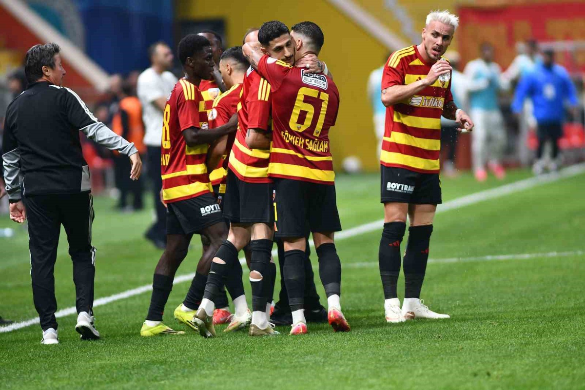 Kayserispor, Manisa FK'yı 3-2 yenerek ligde 7. galibiyetini aldı