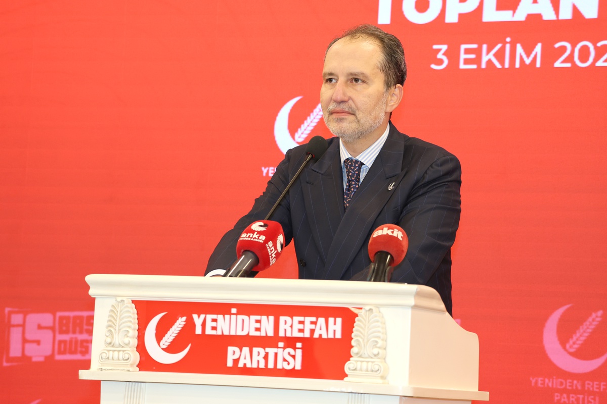 Manisa Akhisar'daki trafik kazasında ölenler için Fatih Erbakan başsağlığı diledi