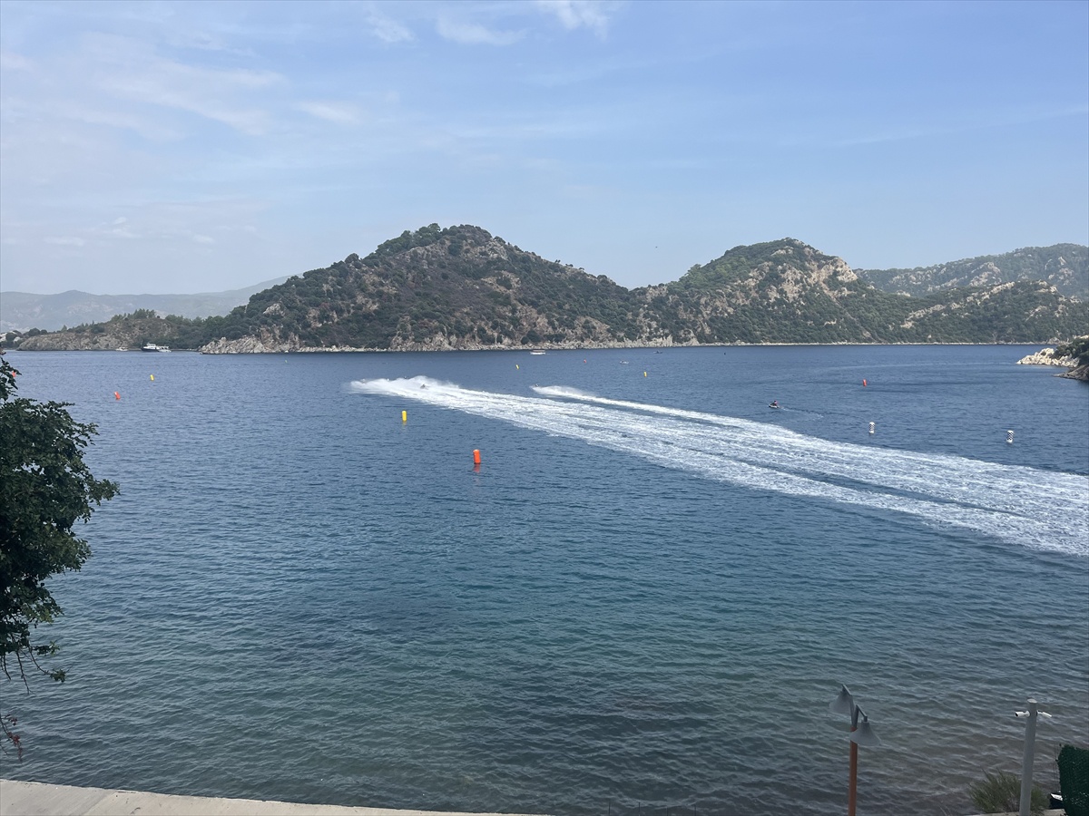 Marmaris'te motosurf ve sujeti şampiyonaları 54 sporcuyla tamamlandı