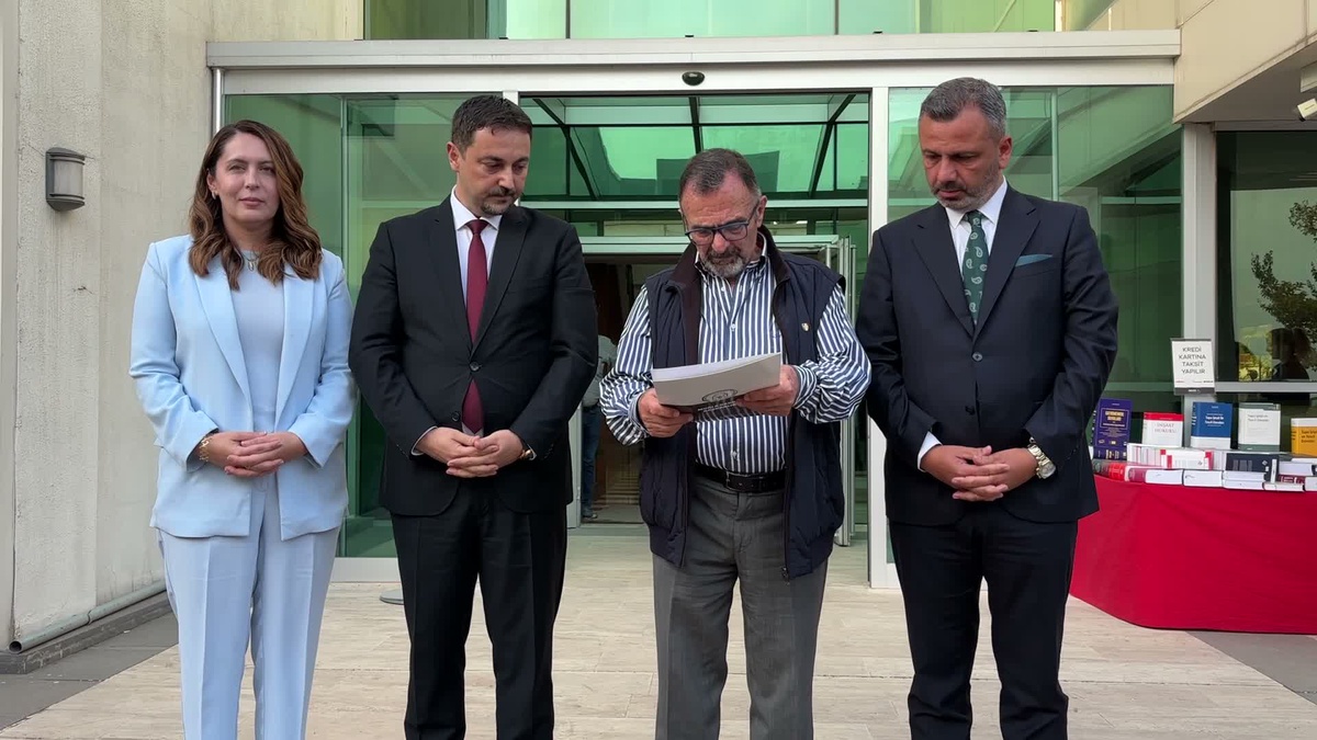 Muğla Barosu başkanlık seçimini Levent Akgün 793 oyla yeniden kazandı