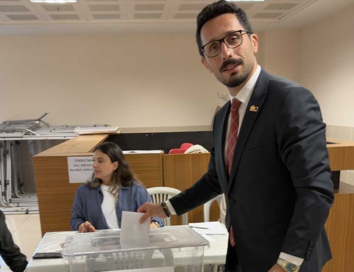 Samsun Barosu başkanlık seçimini 494 oyla Suat Güveli kazandı