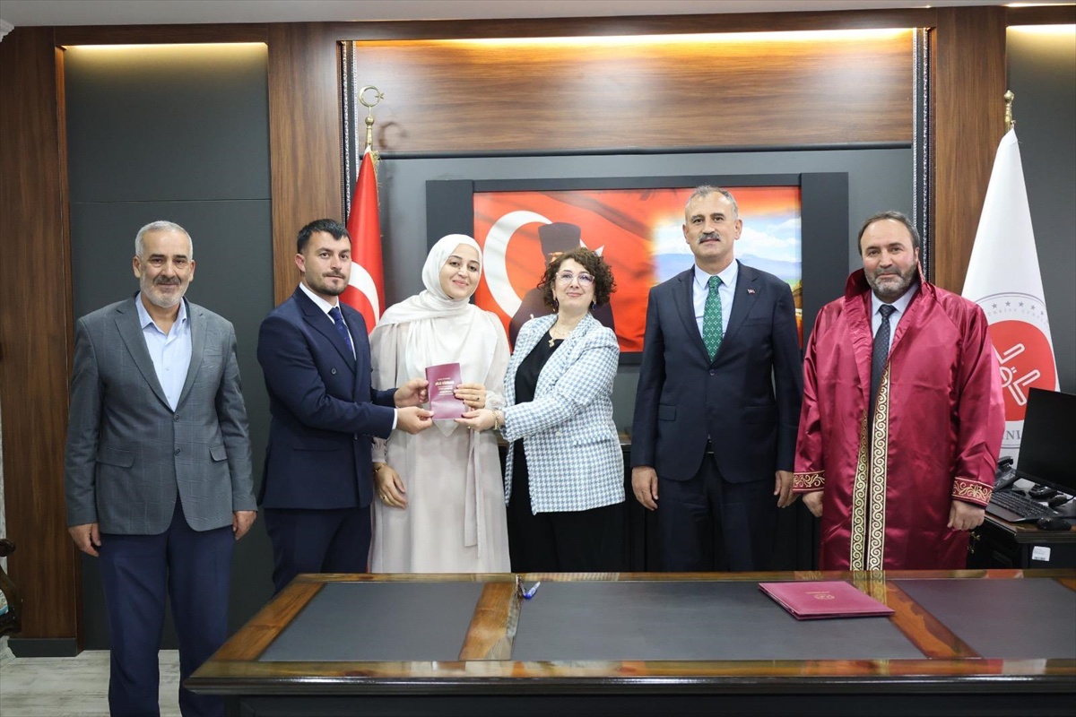 AA Ağrı muhabiri Abdullah Söylemez, Özlem Karakuş ile Ağrı'da dünya evine girdi