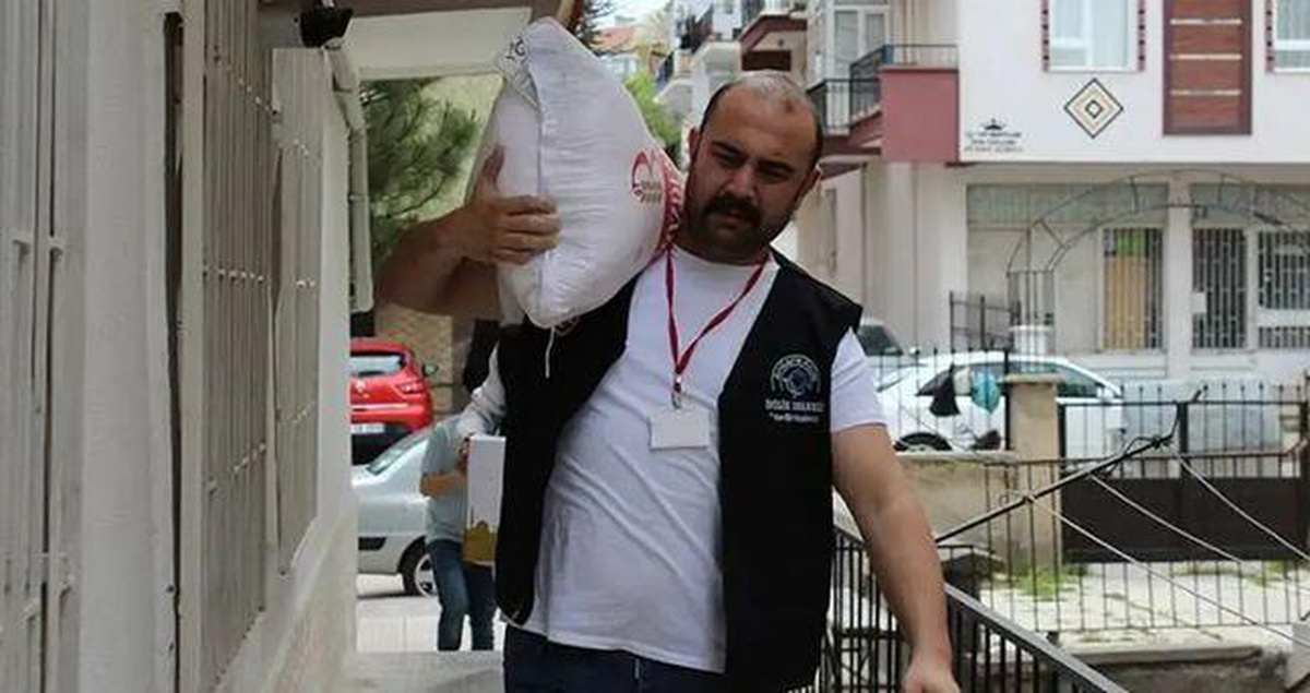 'Ankara Abisi' ne iş yapıyor? 'Ankara Abisi' Yasin Oyanık'ın mesleği nedir?