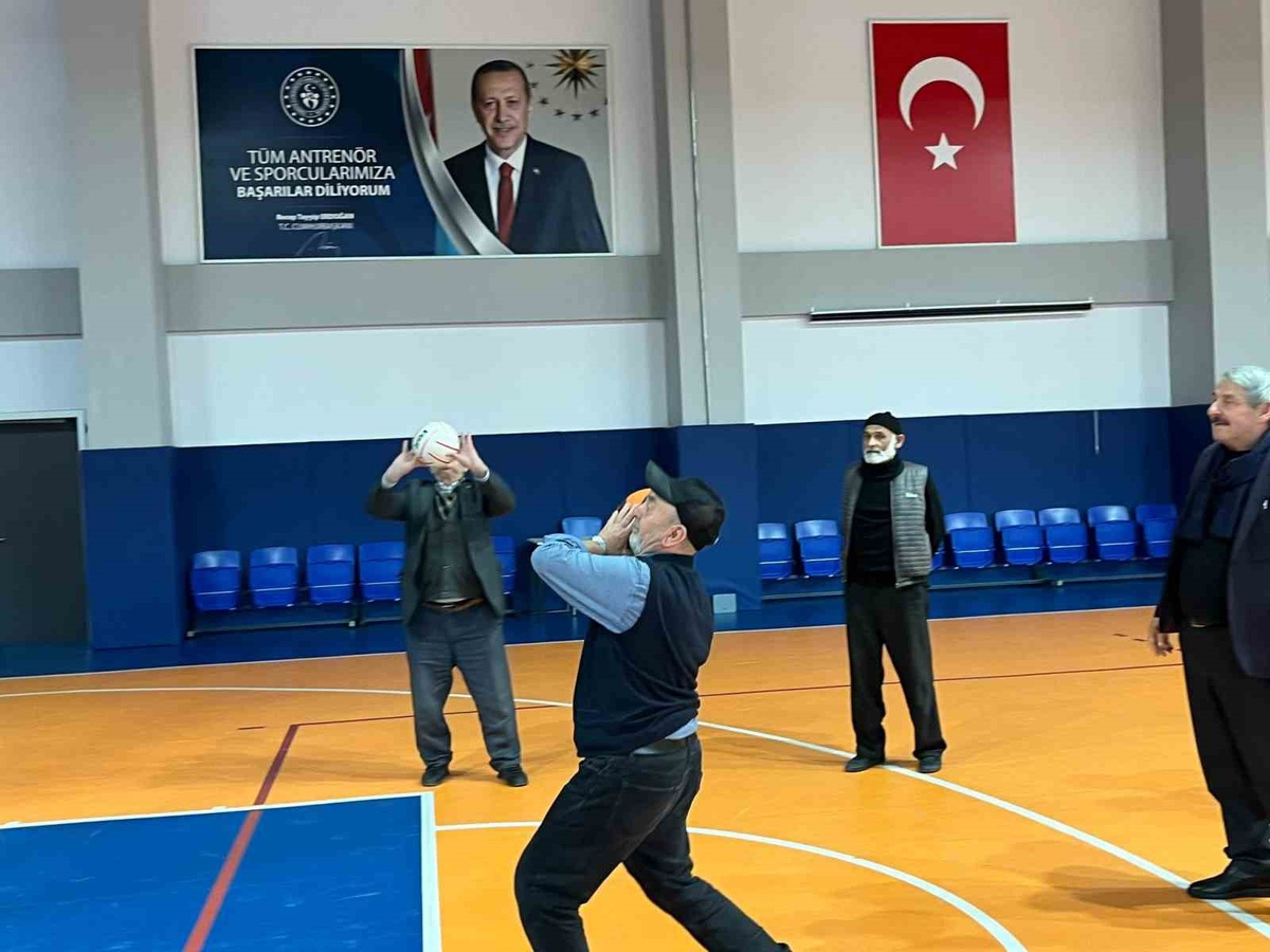 Bilecik Pazaryeri'de büyükler Amatör Spor Haftası'nda sporla buluştu