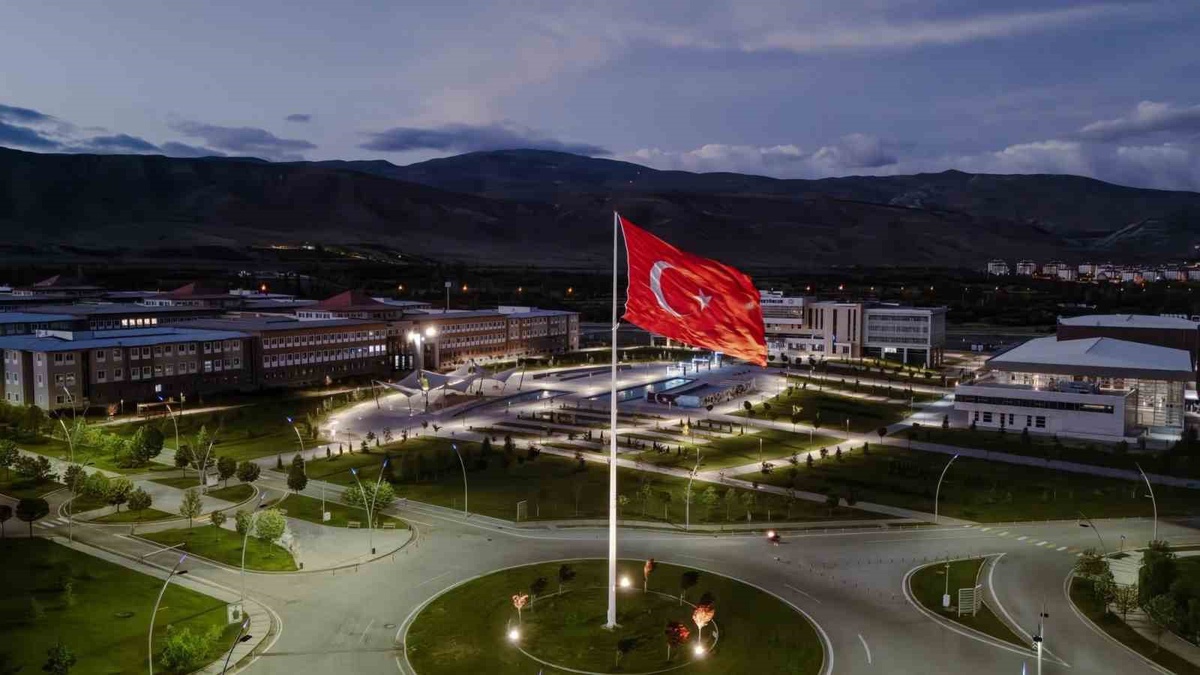 EBYÜ akademisyenlerinin hazırladığı 5 iklim projesi COP31'da kabul edildi