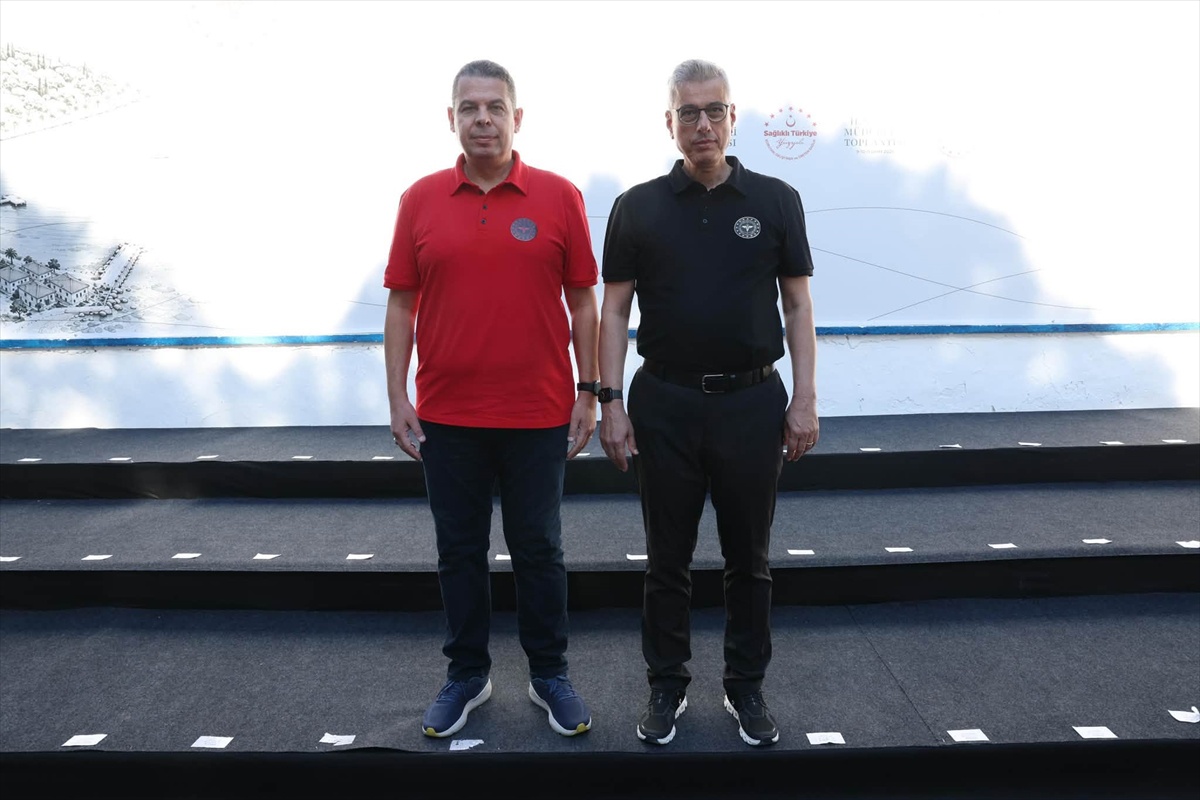 Edirne Sağlık Müdürü Yıldırım, İzmir'deki sağlık müdürleri toplantısına katıldı