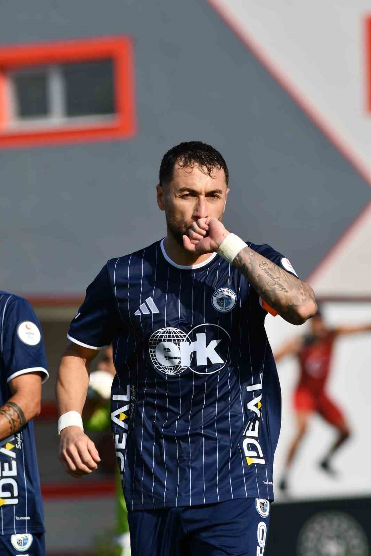 Erciyes 38 FSK kaptanı Akçakın, Adanaspor'a hat-trick yapıp ligde 4'e ulaştı