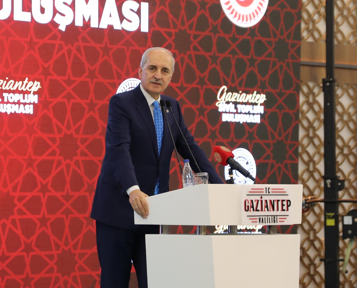 Kurtulmuş, Gaziantep'te komisyon raporunu yol haritası olarak nitelendirdi