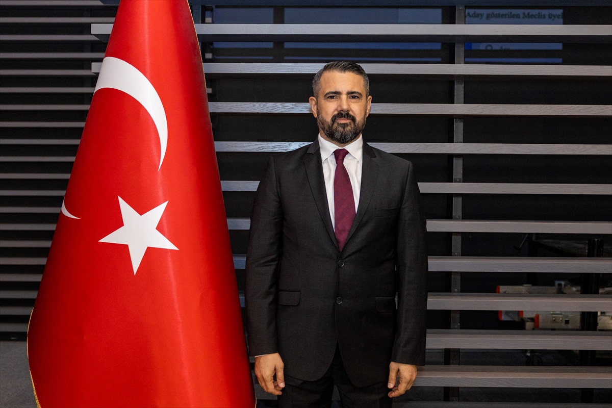 Mersin Mezitli'de belediye başkan vekilliği seçimini CHP'li Turgut Selağzı kazandı