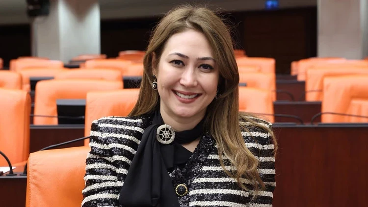 MHP'li vekil Karakoç, bel omurgasındaki kırık nedeniyle 4 saatlik ameliyat geçirdi