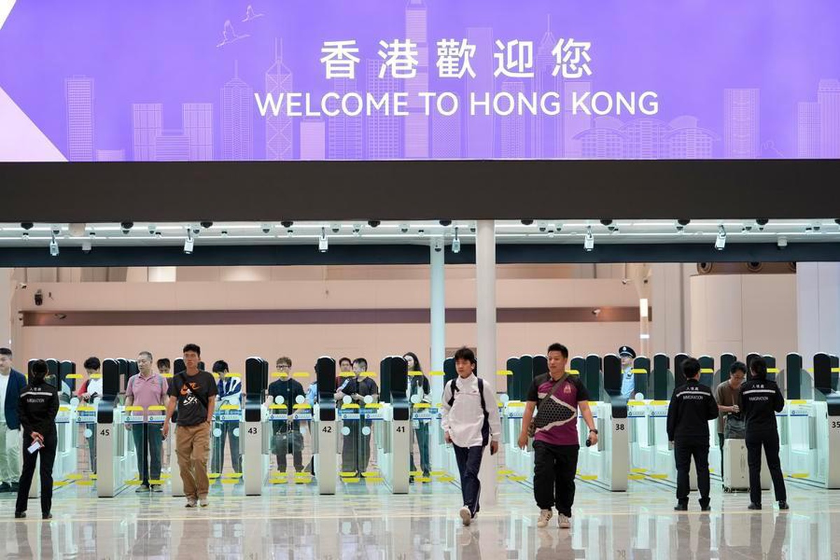 Shenzhen-Hong Kong arasındaki yenilenen Huanggang Sınır Kapısı hizmete açıldı