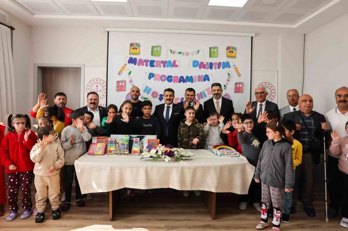 Sivas'ta 339 eğitici oyuncak 18 özel eğitim sınıfına dağıtıldı