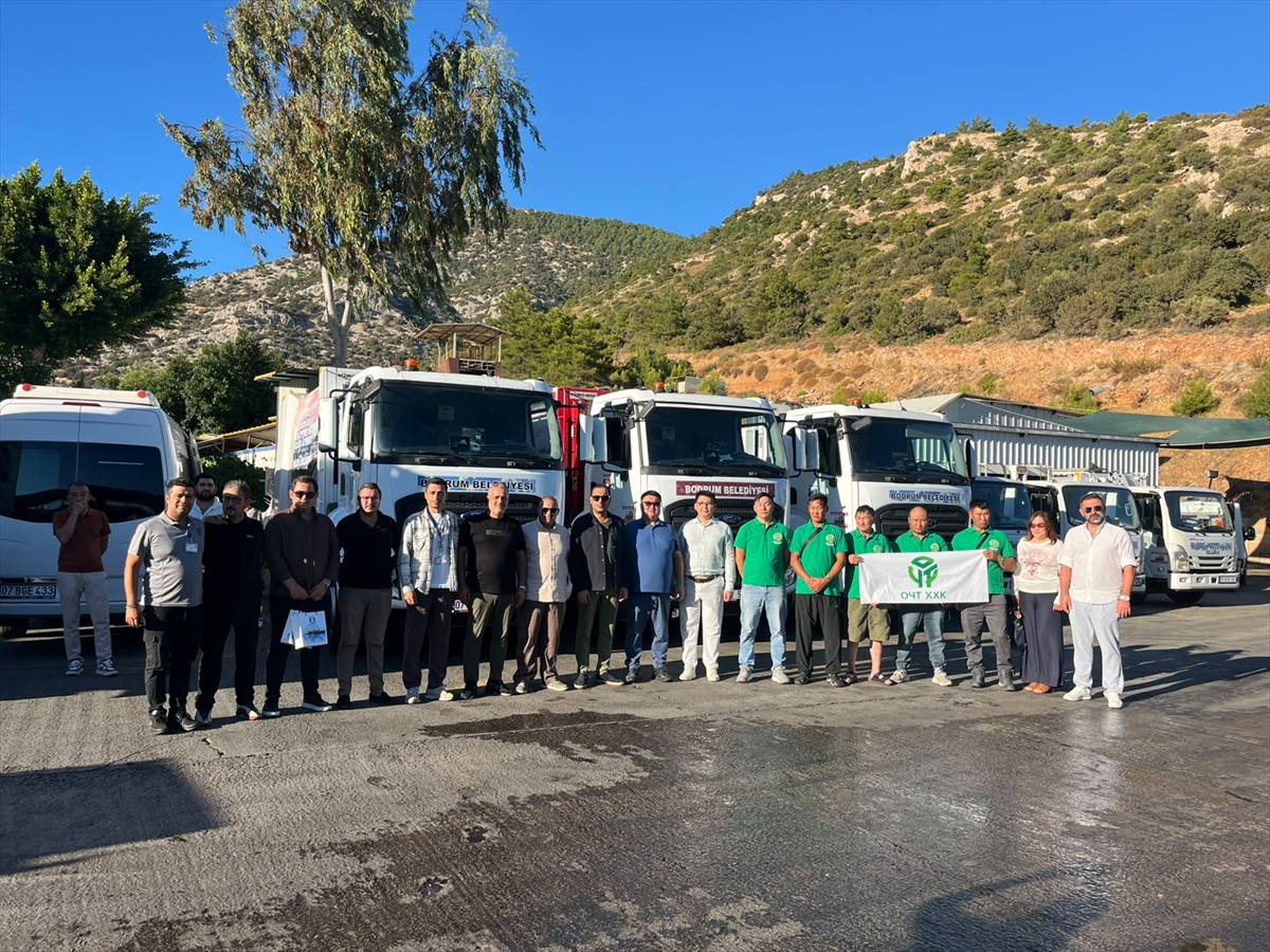 Ulan Batur'dan 17 kişilik heyet Bodrum Belediyesi Temizlik İşleri'ni ziyaret etti