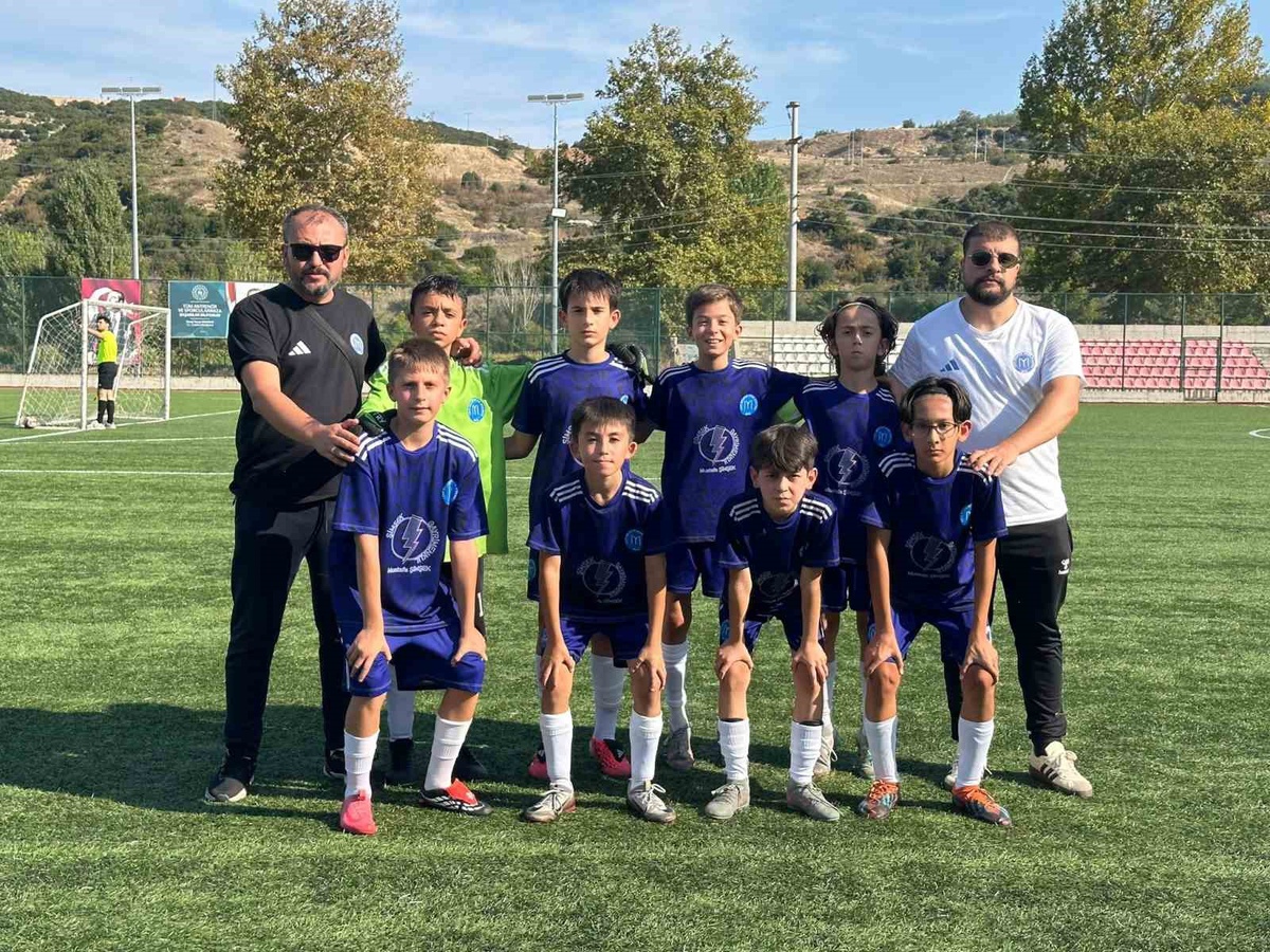 Bilecik U12 Ligi'nde 6. haftada 1299 Bilecikspor, 4 Eylülspor'la 0-0 berabere kaldı