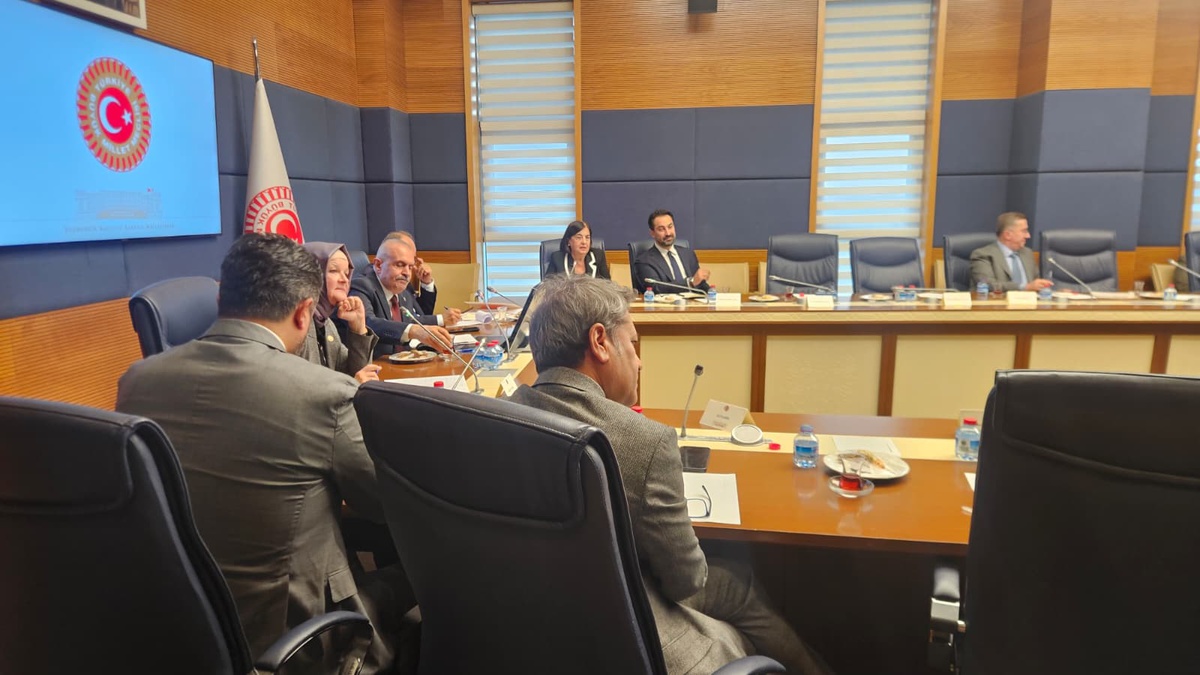 Bozay, vize süreçlerindeki kolaylaştırmanın 2027'de hissedileceğini söyledi