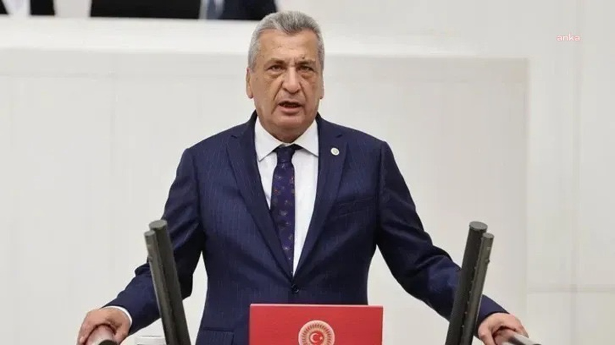 CHP'li Öztürkmen, 13 ilde 55 medreseye ilişkin Bakan Tekin'i istifaya çağırdı