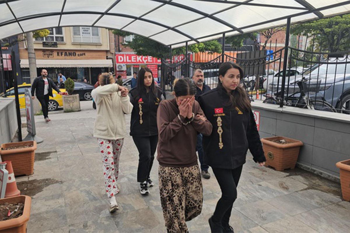 Eskişehir'de 2 kadın hırsız yakalandı! Üzerlerinden çıkanlar şaşırttı