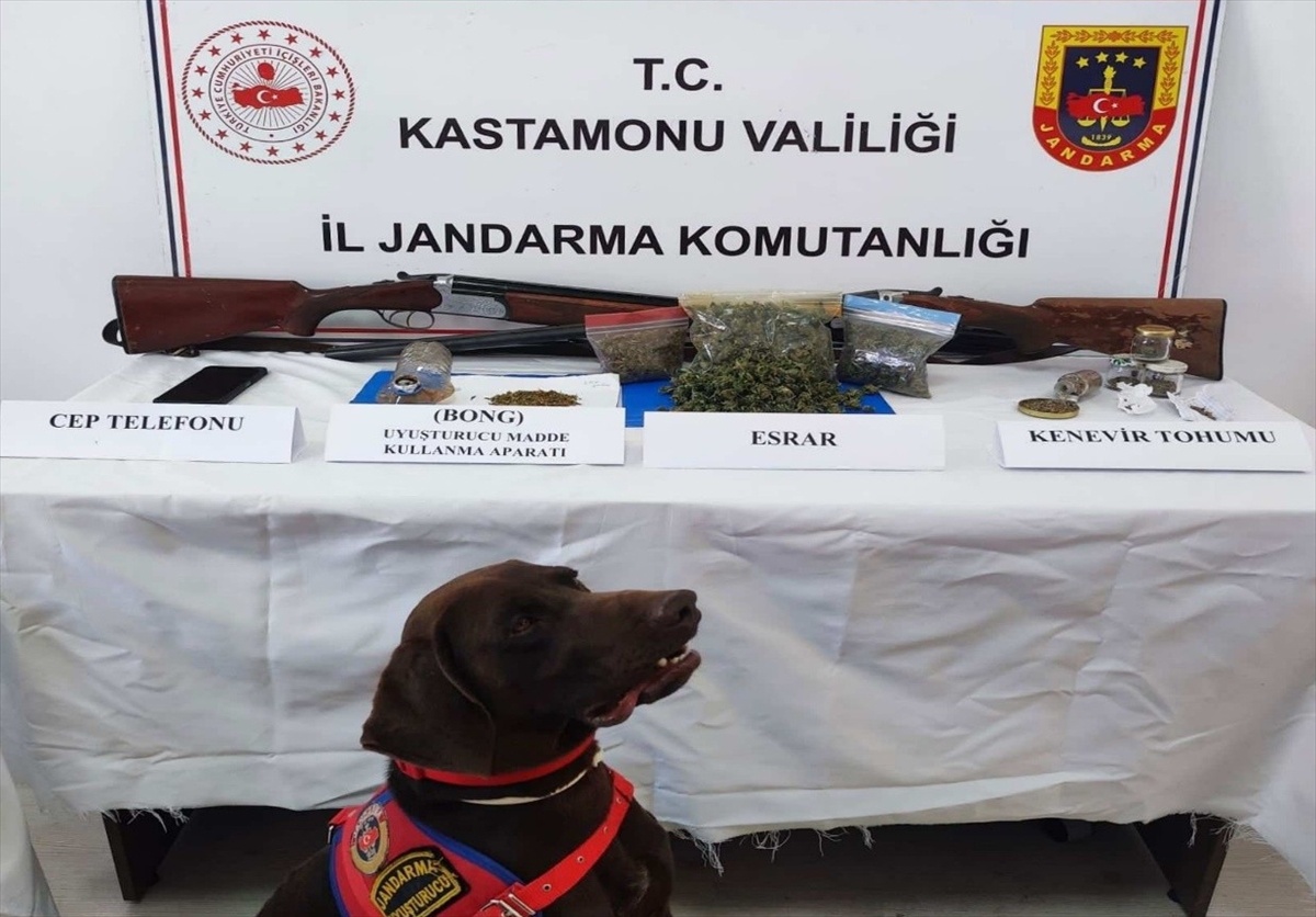Kastamonu'da uyuşturucu operasyonunda 6 şüpheli gözaltına alındı, 2'si tutuklandı