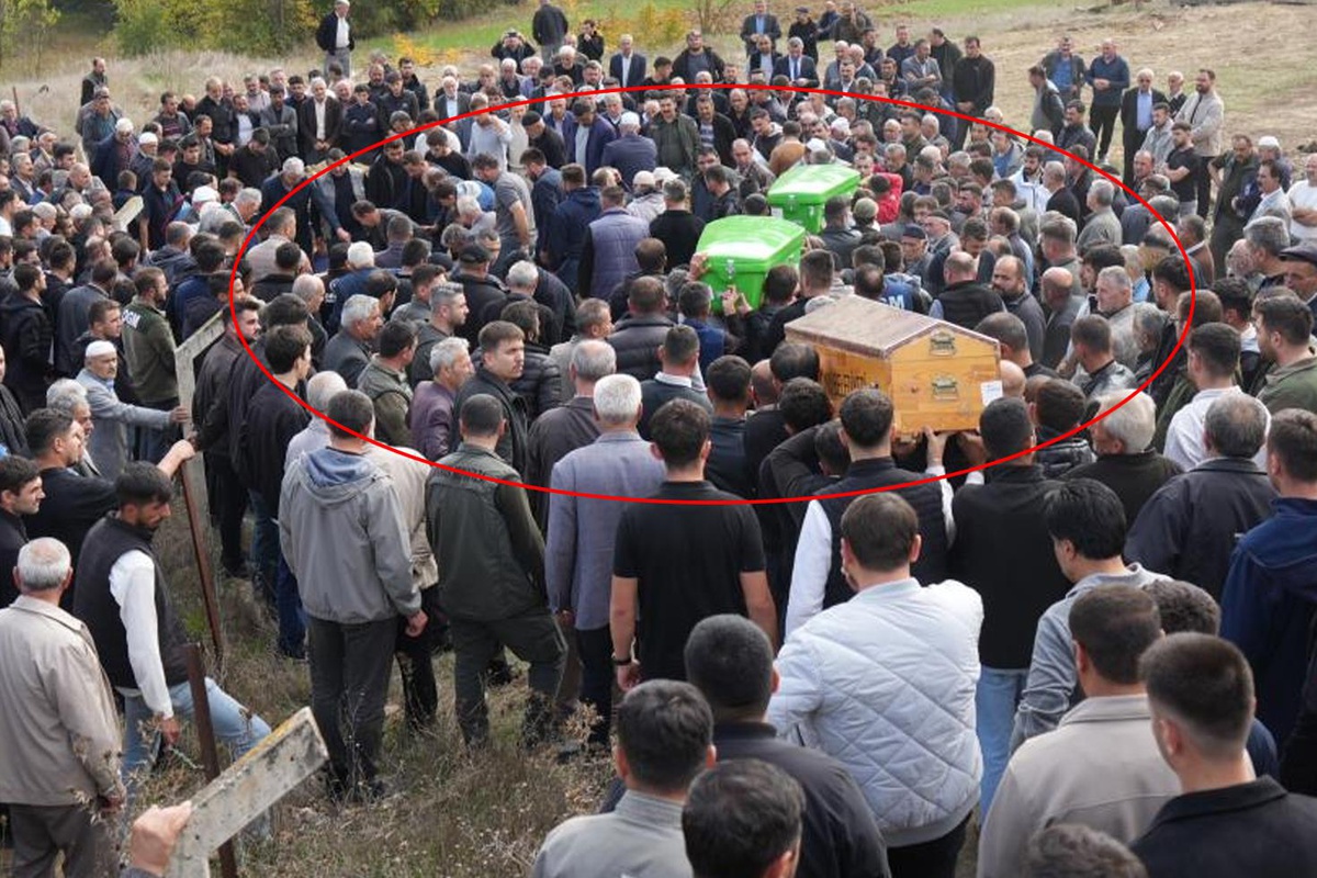 4 tabut yan yana! Biri 3 aylık bebeğini, diğeri doğmamış evladını geride bıraktı