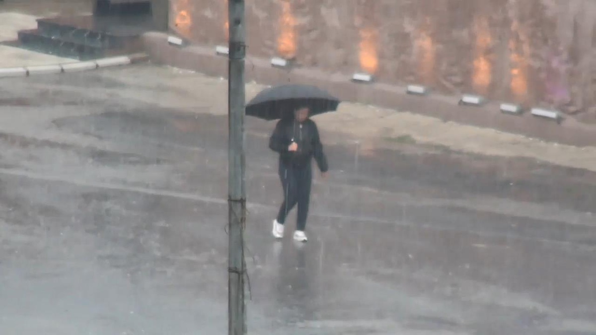 Meteoroloji uyarısının ardından İstanbul Silivri'de sağanak sabah etkili oldu