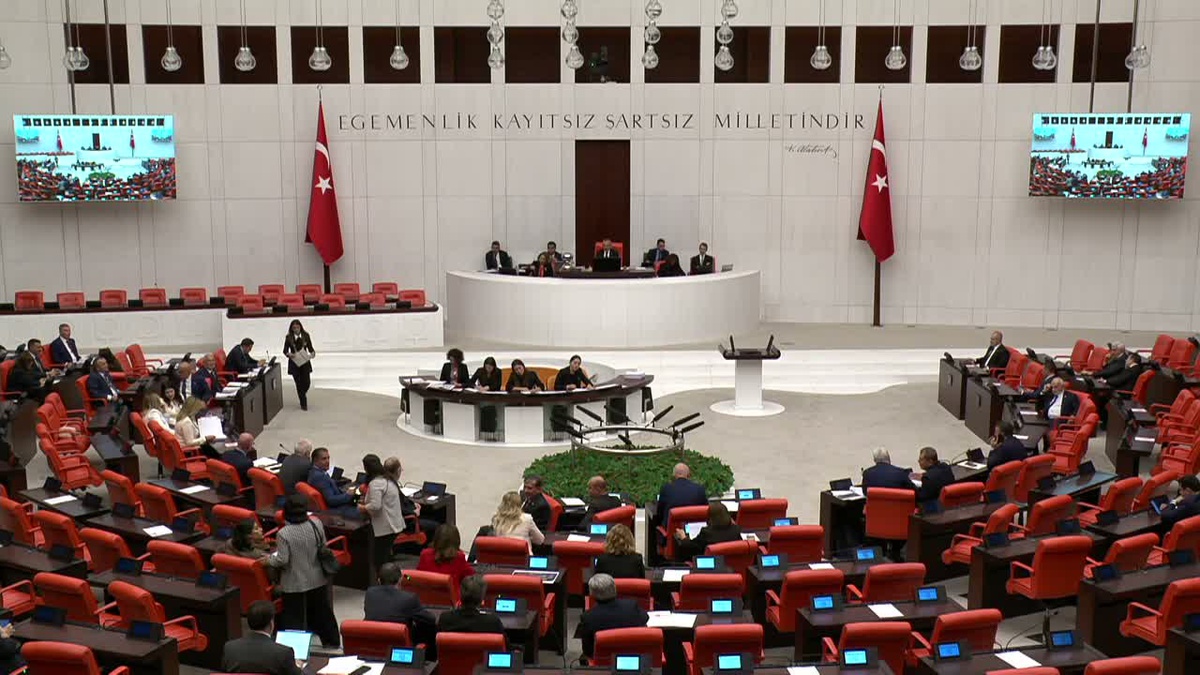 Rızvanoğlu, Boğaziçi'ndeki yemekhane zamlarını TBMM'de gündeme getirdi