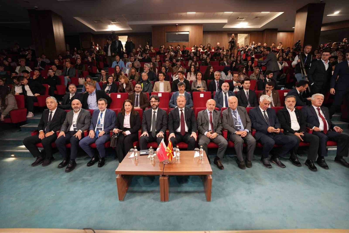 RTÜK'ün 15. Gelecekle İletişim Çalıştayı Üsküp'te 26 genç iletişimciyi buluşturdu