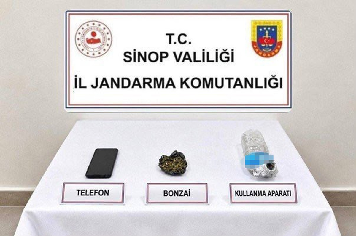 Sinop Boyabat ve Durağan'da jandarma 4 uyuşturucu şüphelisini yakaladı