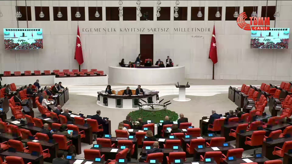 TBMM Genel Kurulu... Sezai Temelli'den "fon krizi" tepkisi: "AK Parti sermayenin kimsesidir, onun dışında kimseye sahip çıkmışlığını bugüne kadar görmedik"