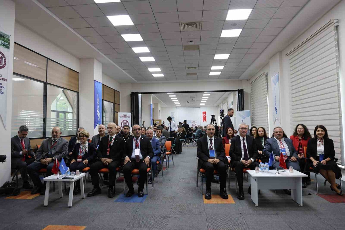 YÖKAK ve Fırat Üniversitesi Elazığ'da değerlendirici derinleşme eğitimi başlattı