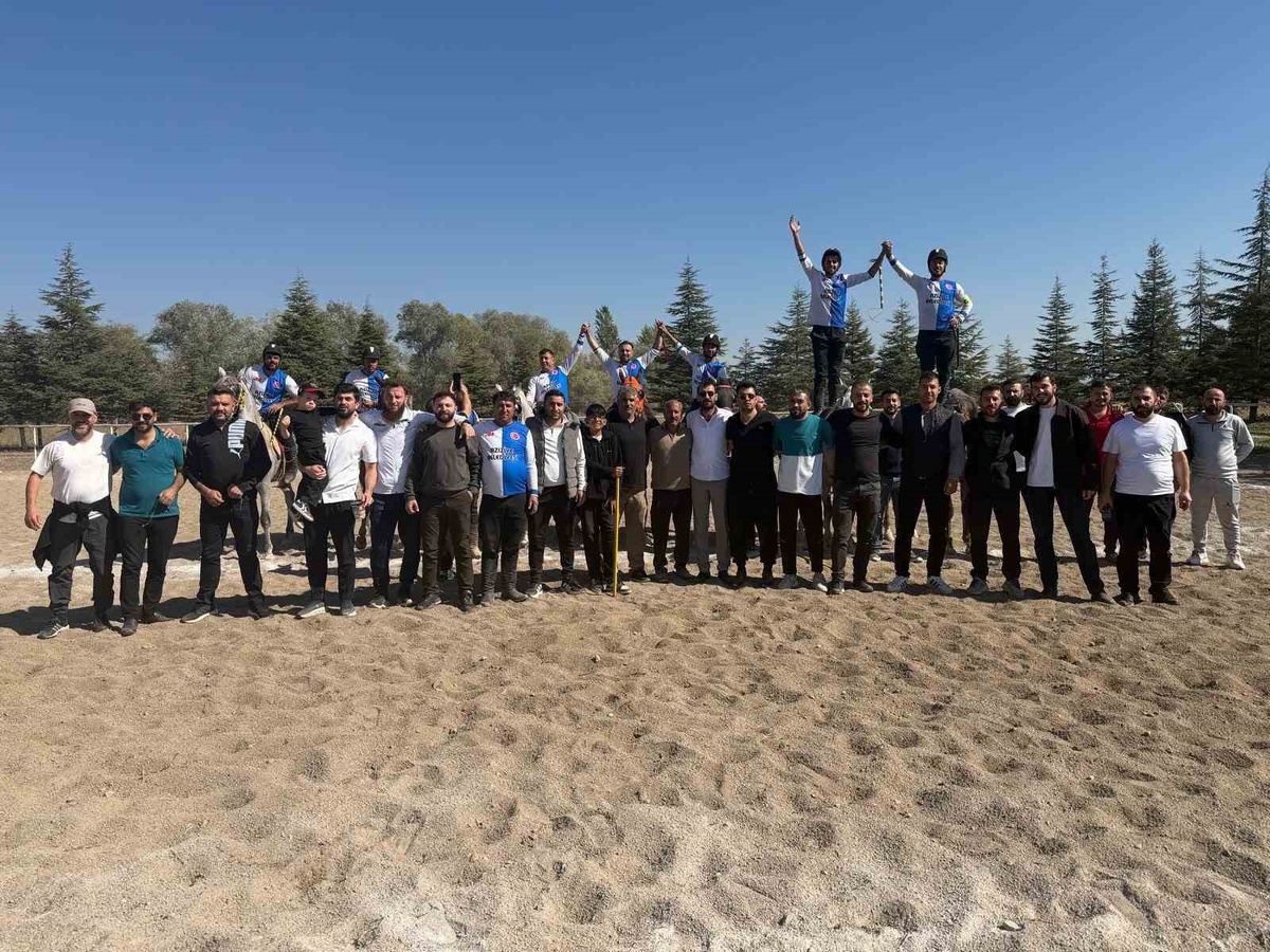 Erzurum Aziziye Şengel ACSK, Atlı Cirit Şampiyonası'nda 9 puanla yarı finale yükseldi